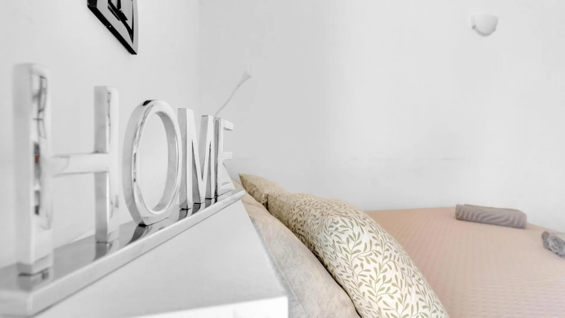 Ug10 -Isola-Bicocca - Central - Apartment - Milan