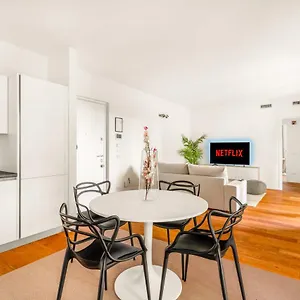 شقة Modern With Terrace & Garage By Ndp Rent, ميلان